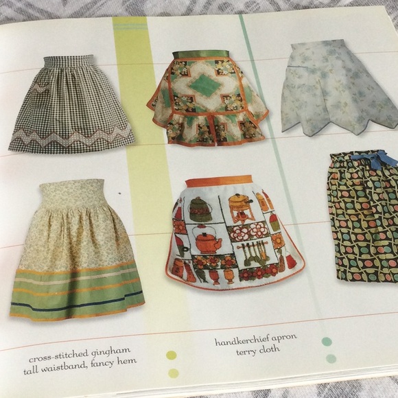 Laura Ashley apron and Apron pattern book - Picture 12 of 12